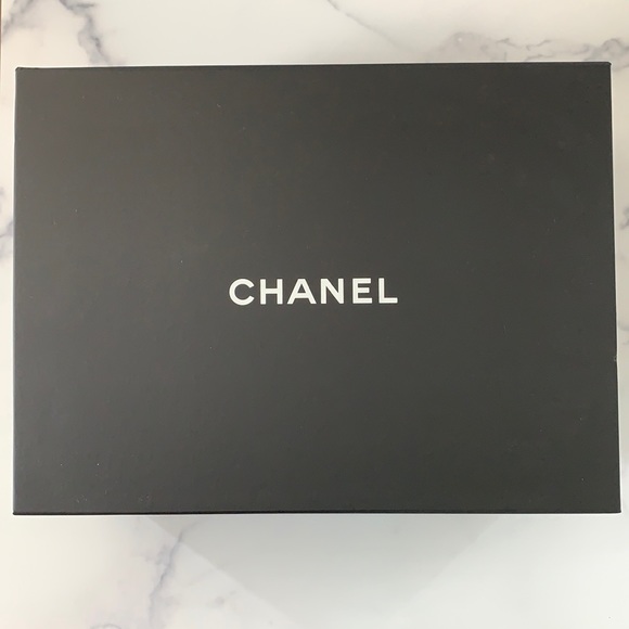 Chanel Chevron Boy Bag - Picture 10 of 10